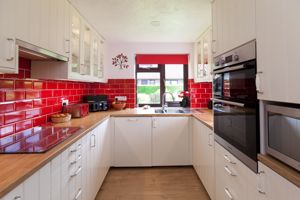 Kitchen- click for photo gallery